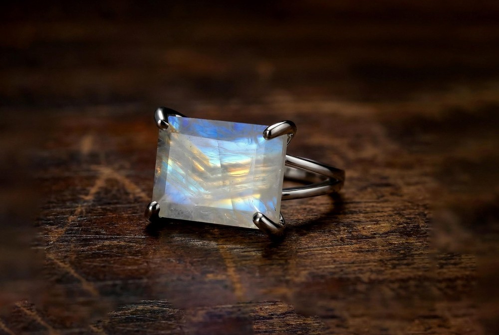 Sterling Silver Moonstone Ring Rainbow Rectangle Cut Birthstone Gift