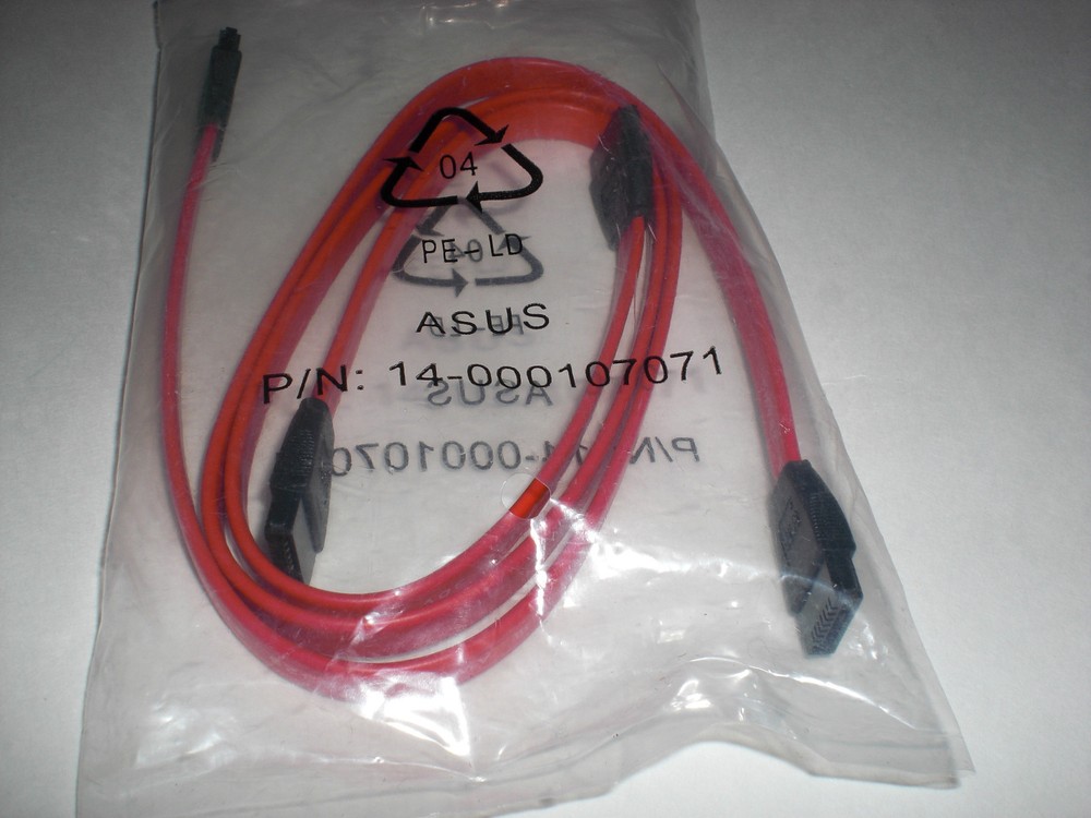 ASUS SATA 14-000107071 Cables