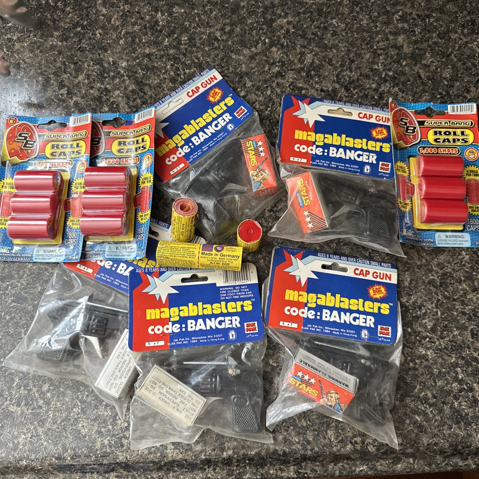 Vintage  Toy MEGABLASTER ! CAP GUN in sealed Package caps paper