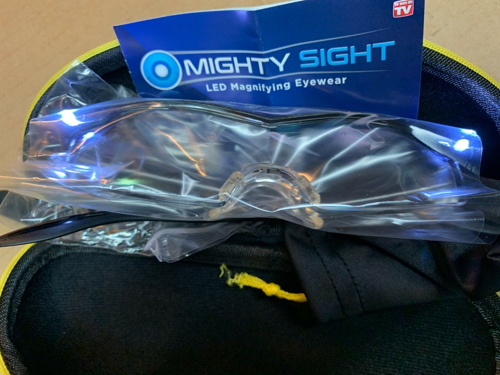 Mighty Sight Magnifying Glasses with Rechargeable LED light & free carrying case
