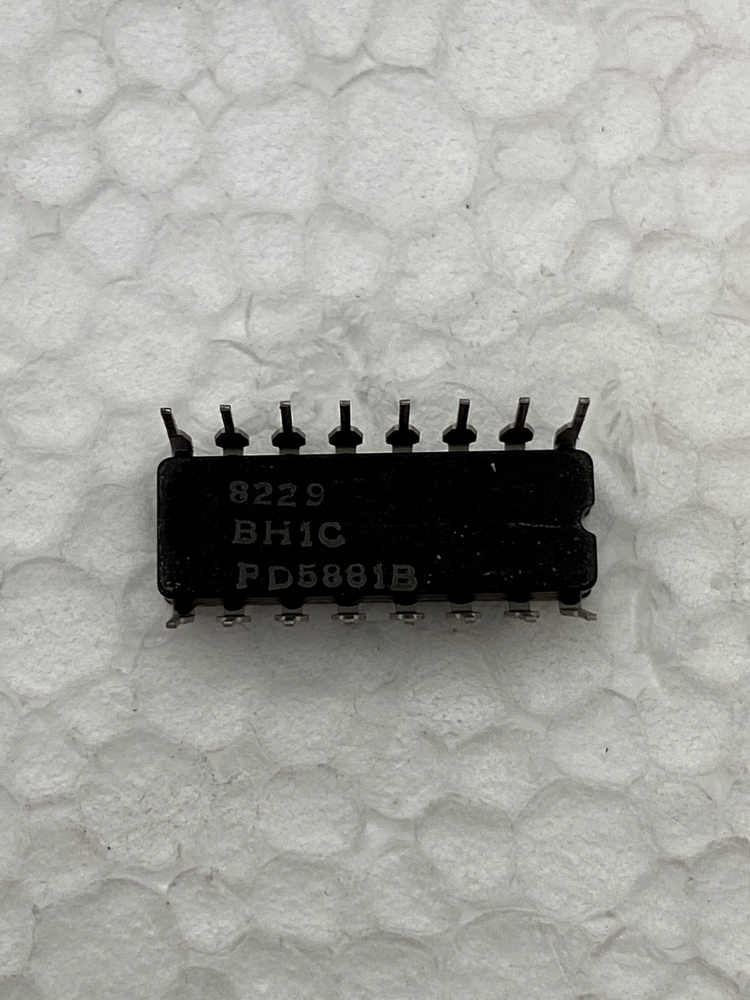 Agilent 1826-0609 Integrated Circuit