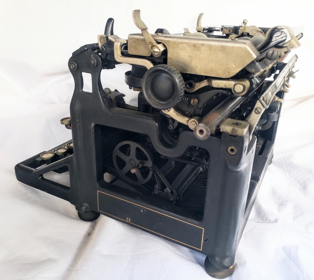 Underwood No. 5 Standard Typewriter