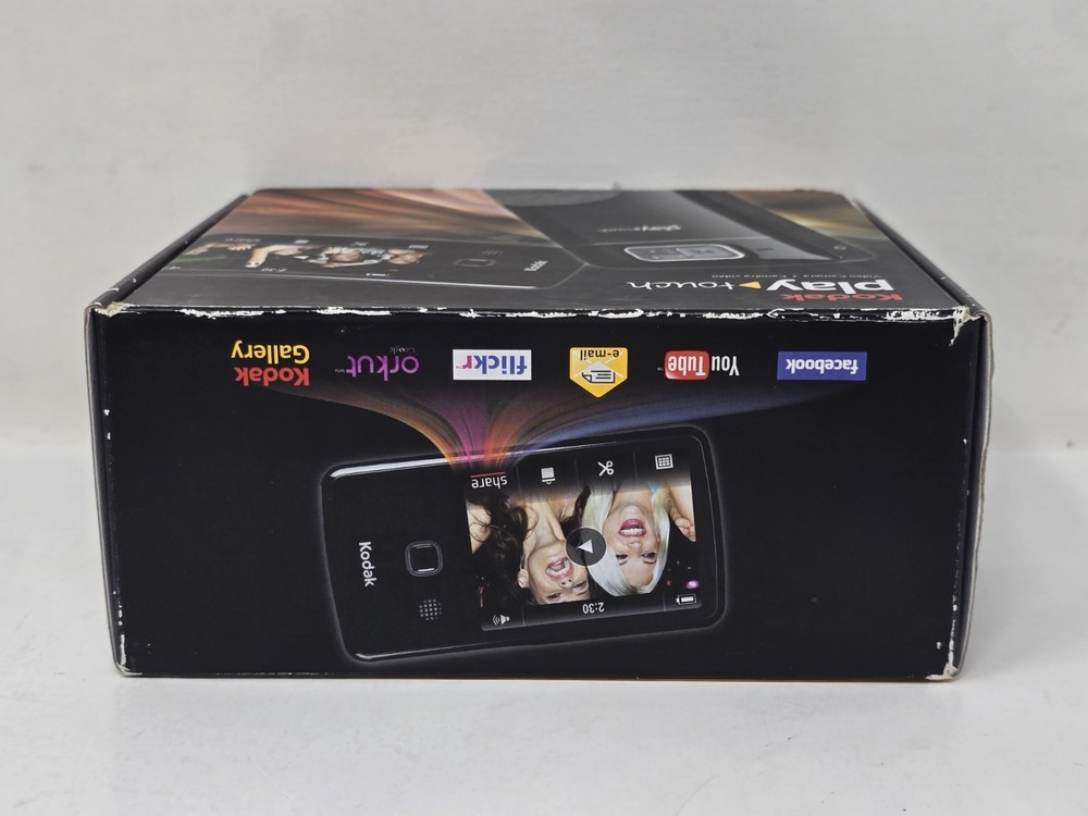 Kodak PlayTouch Zi10 Video Camera (Blue) - OPEN BOX