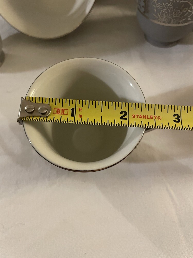 Vogue Silver Laced China Cup