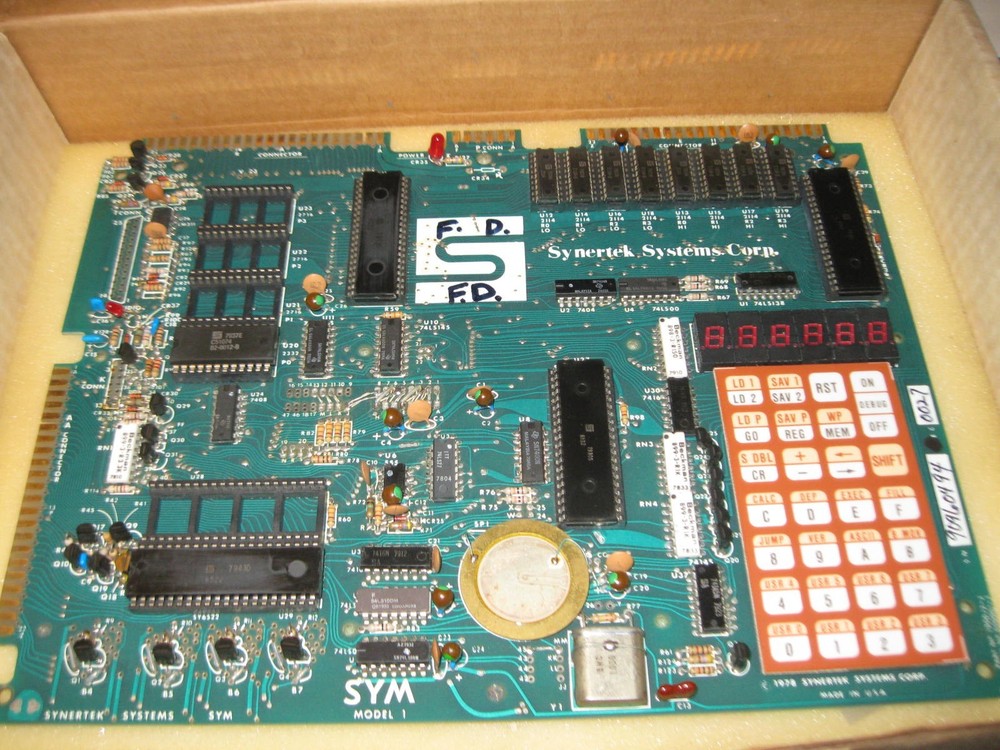 Synertek Systems SYM-1 Single Board MicroComputer w/ Manuals/Original Box