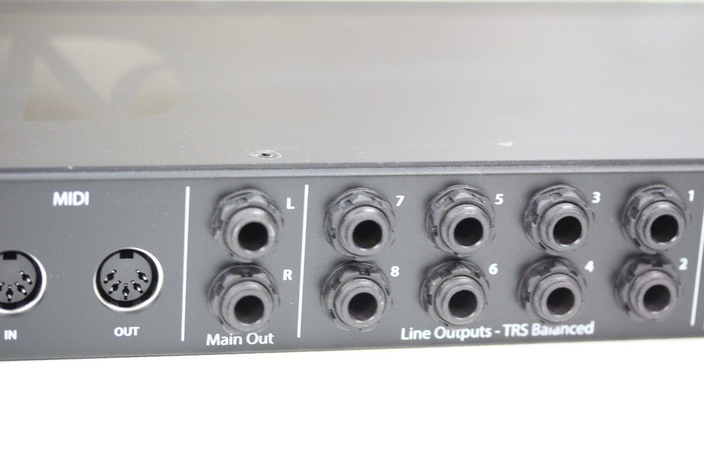 PreSonus Quantum 2626 Thunderbolt 3 Audio Interface open box w/ power supply