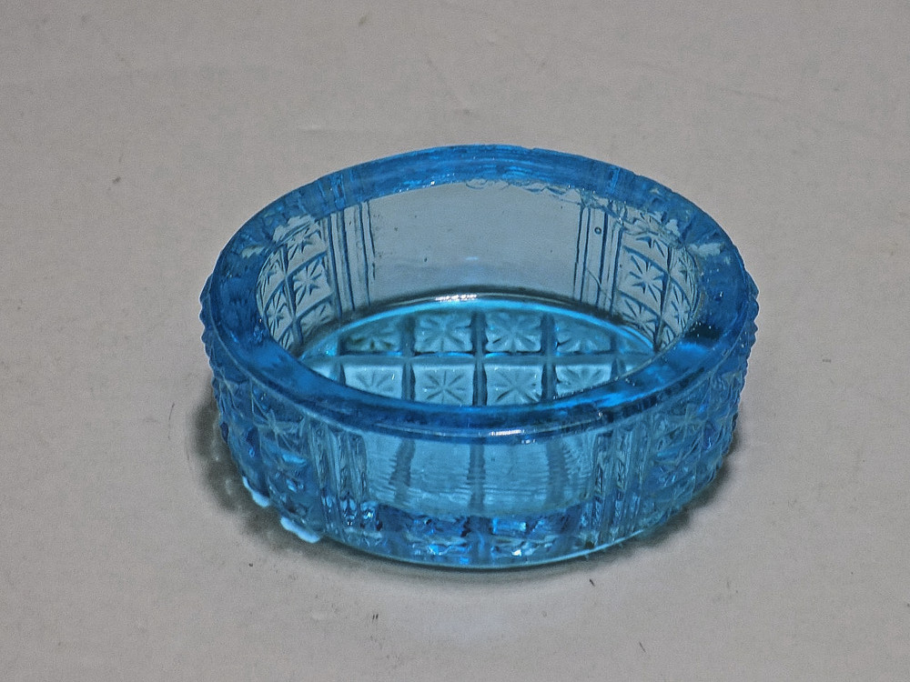 RICHARDS & HARTLEY TWO PANEL PATTERN BLUE EAPG GLASS OPEN SALT CELLAR