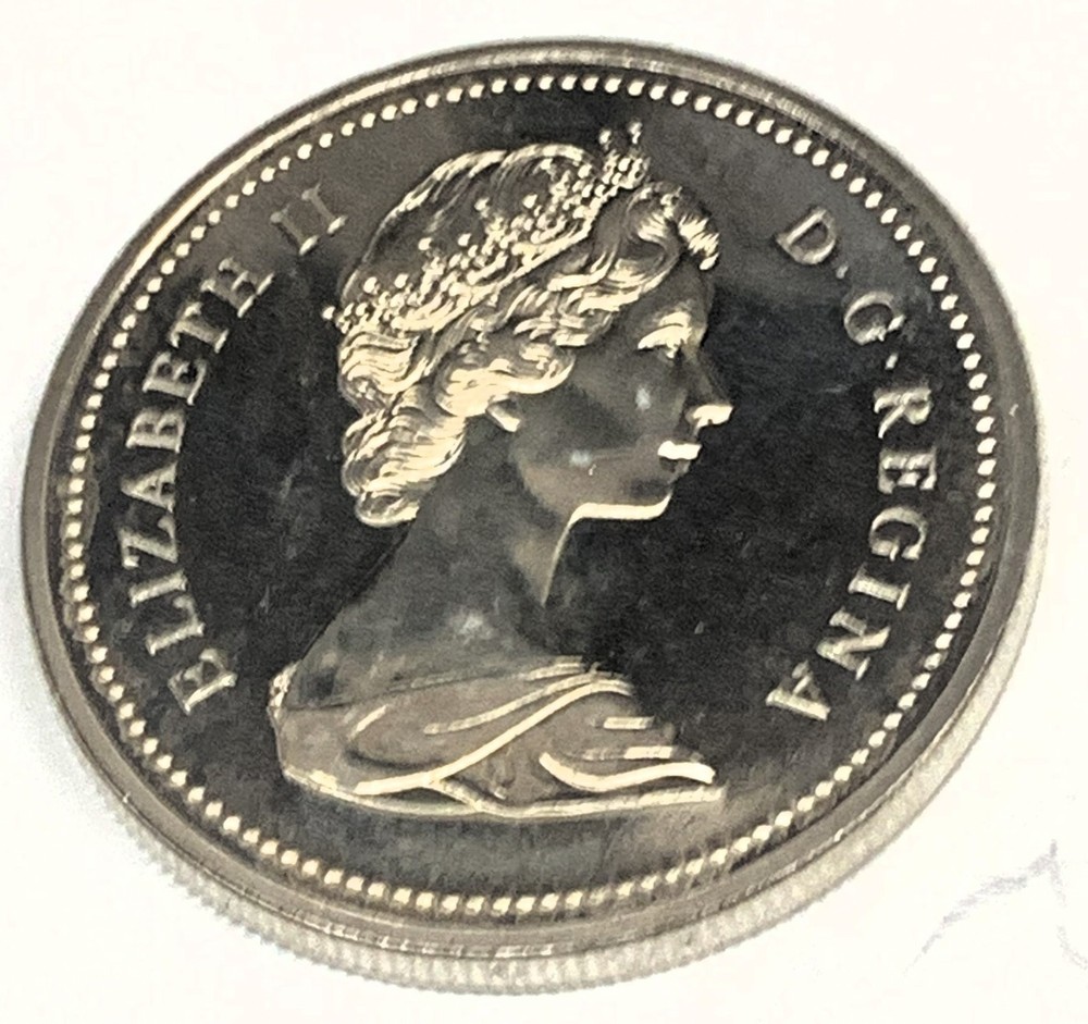 # C521 CANADA COIN, ONE DOLLAR 1972 UNC.