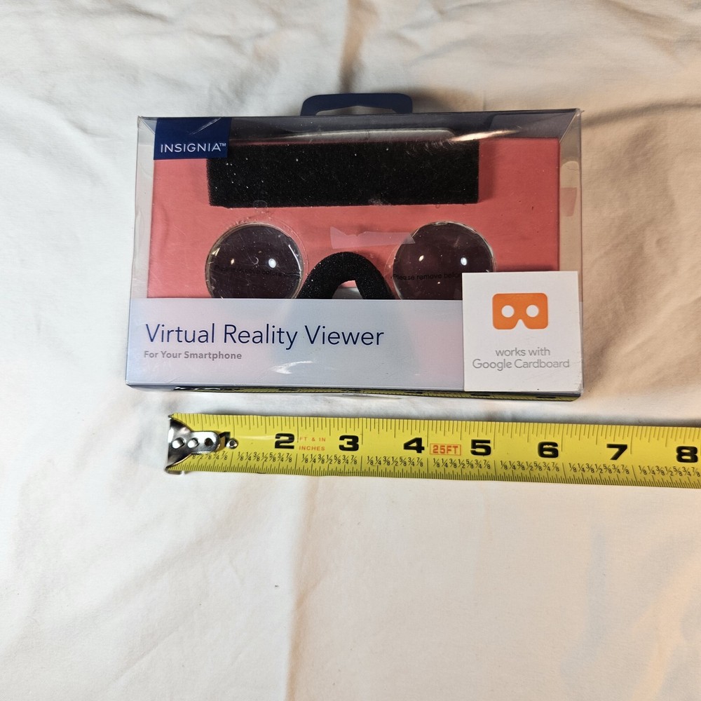 Virtual Reality Viewer Pink Birthday Theme