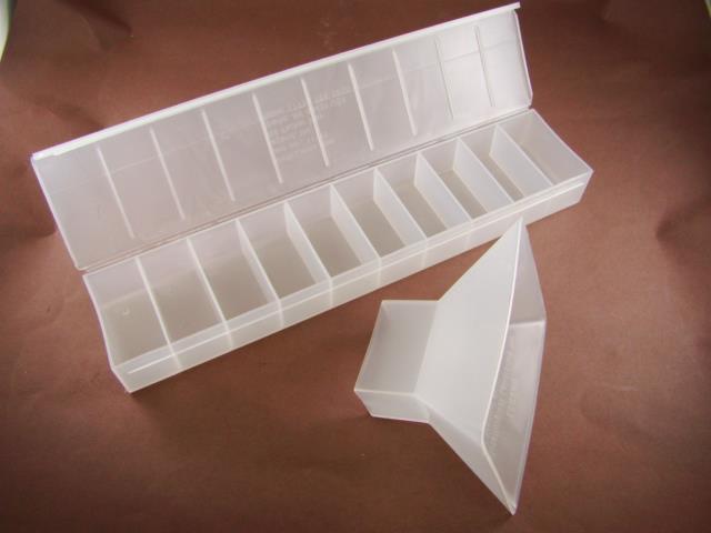 Rock / Gem / Ore Sample Kit - Funnel & 10 compartment Container Gold-Silver