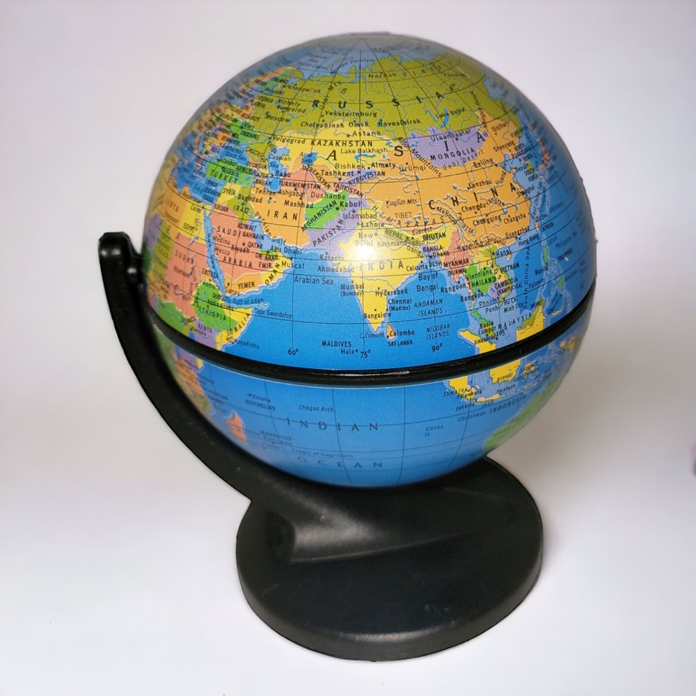 Vintage Replogle ScanGlobe World Desk Globe 4" Diameter Black Base Circa 2001