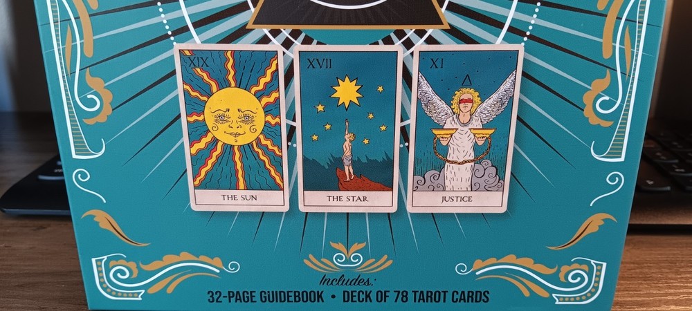 Classic Tarot Deck & Guidbook New - Open Box