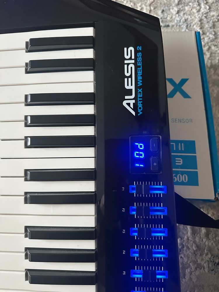 Alesis Vortex wireles2 Midi Controller