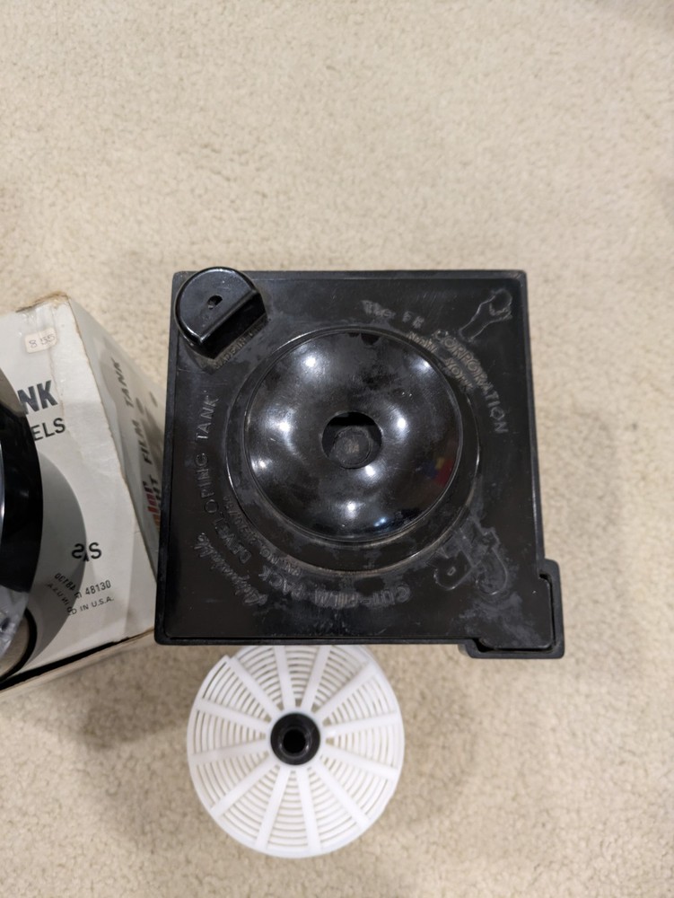 FR Adjustable Cut Sheet (4x5) and Unicolor 35mm Developing Tanks w/ Drying Clips