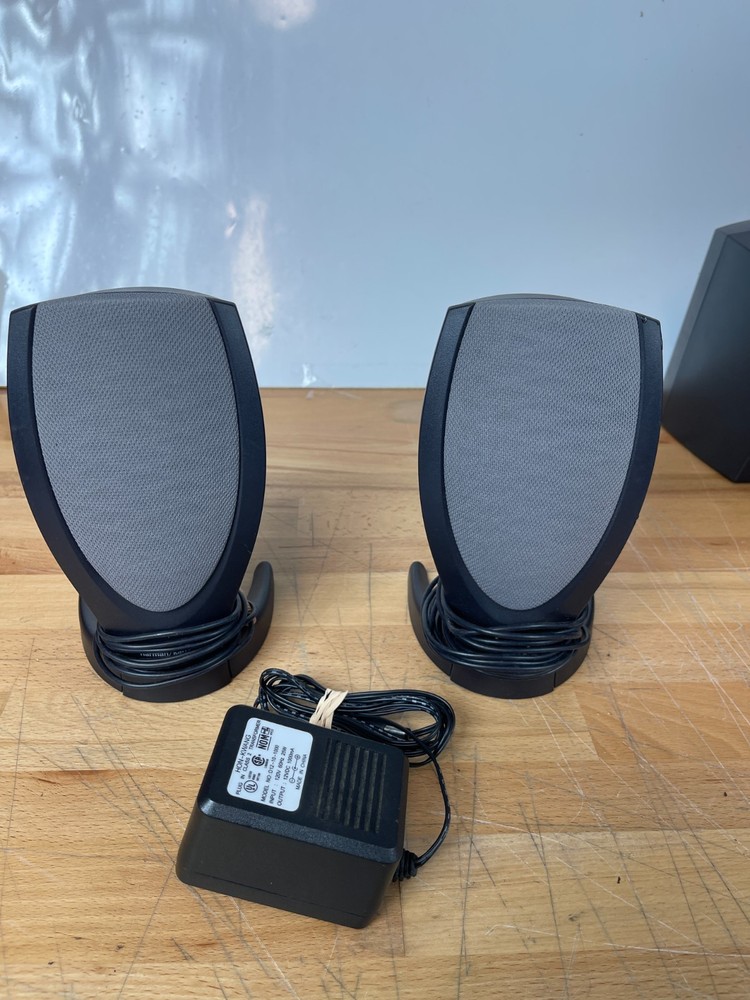 Harman Kardon HK-206 2.1 Computer Speaker System  w/ Adapt
