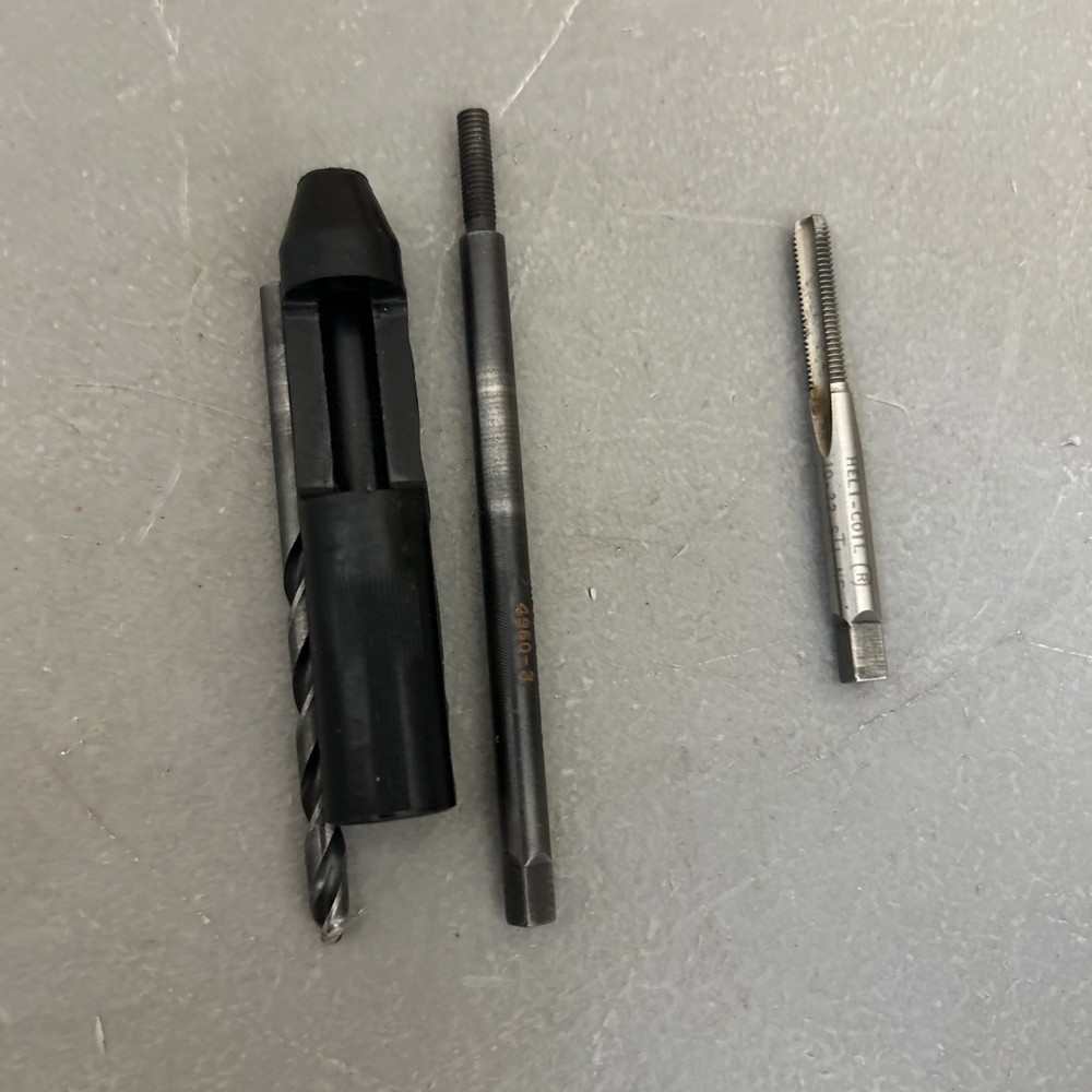 HeliCoil Thread Repair Kit 4952-3 Partial kit with Thread inserts 1.5D About 30