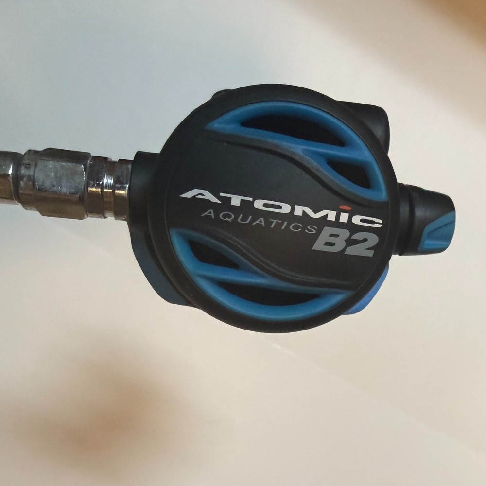 Scuba Package Oceanic BCD Regulator & Computer Combo