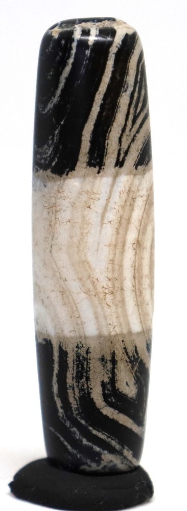 Ancient Old Himalayan dzi Agate Bead Black and White