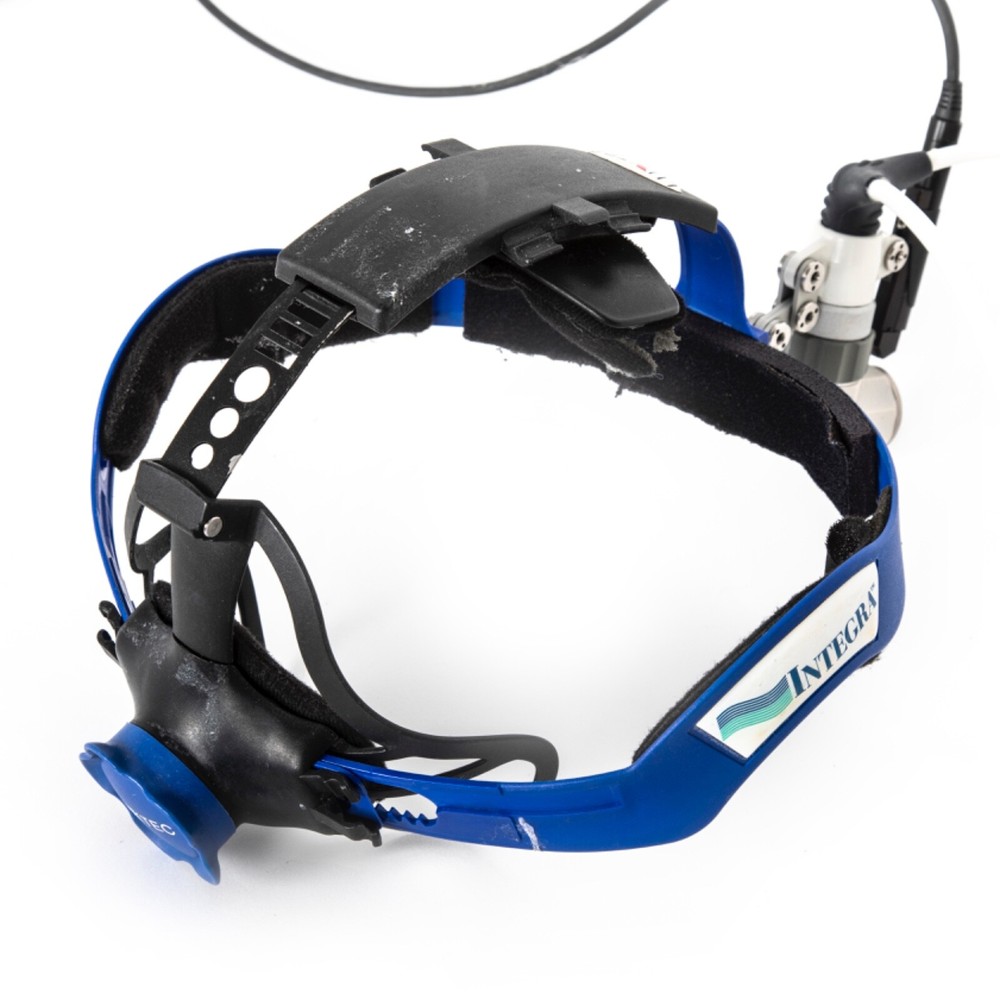 Integra Luxtec UltraLite Pro Headlight w/Cable, Module & Clips AX2100BIF