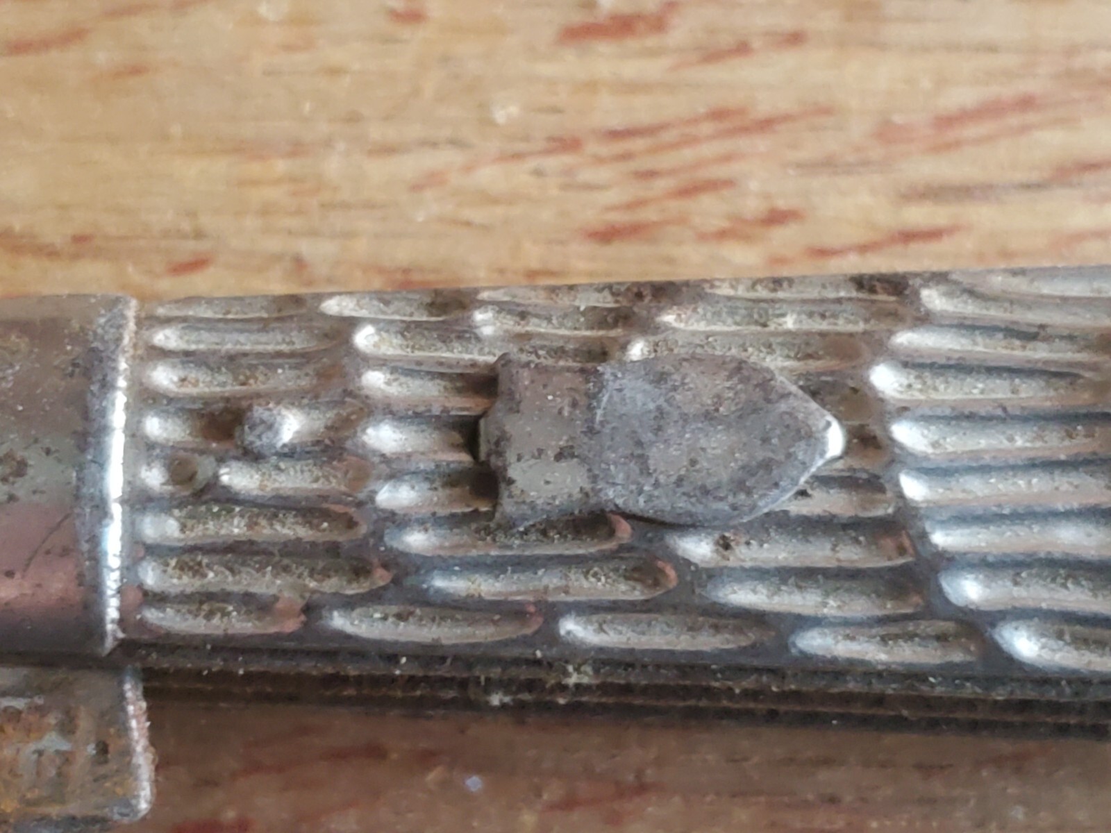 Vintage IMPERIAL 2 Blade Folding Pocket Knife Metal Handles NO Snap Rough Bad