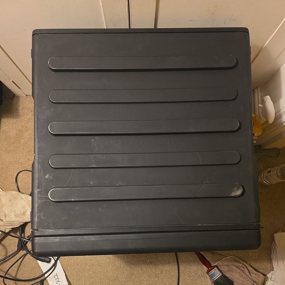 Behringer EUROCOM MA64480A audio amplifier Performance/stage Black Schildkr.