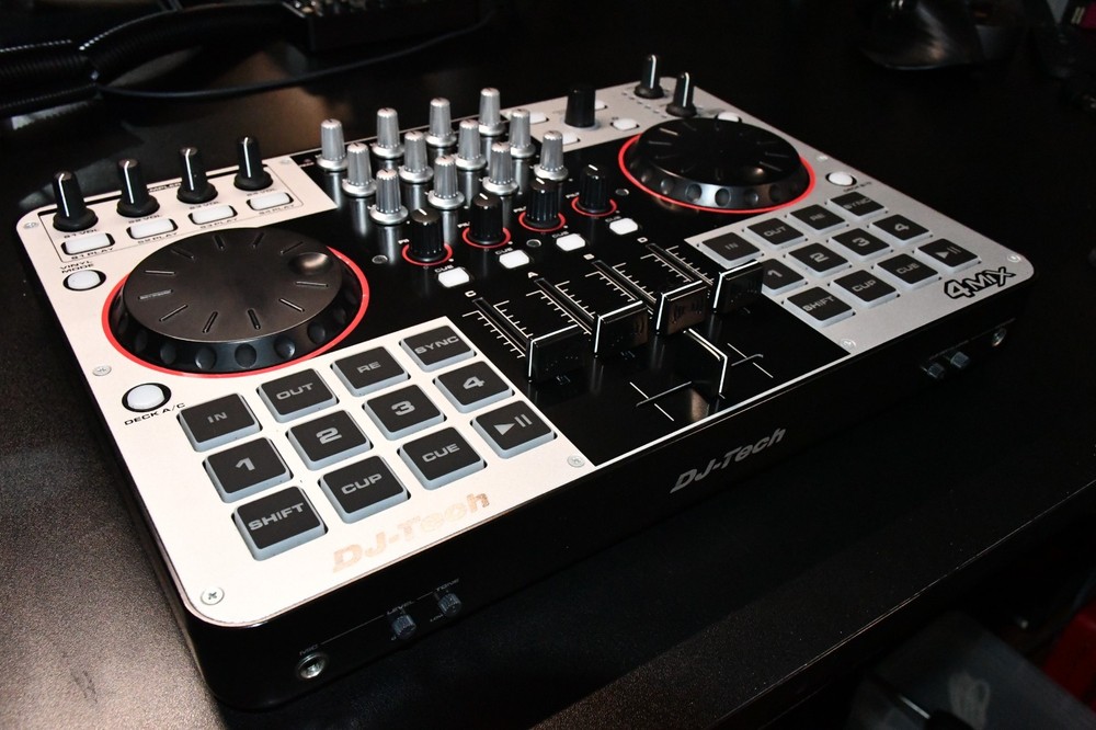 DJ-Tech 4-Mix DJ Controller - !!! Used, nice !!!