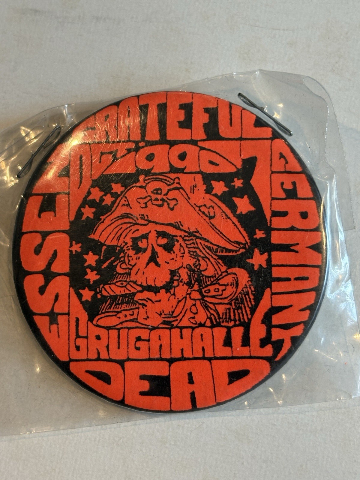 RARE 1990 VINTAGE”GRATEFUL DEAD/GERMANY/CONCERT/BUTTON / PINBACK👀LQQK👀