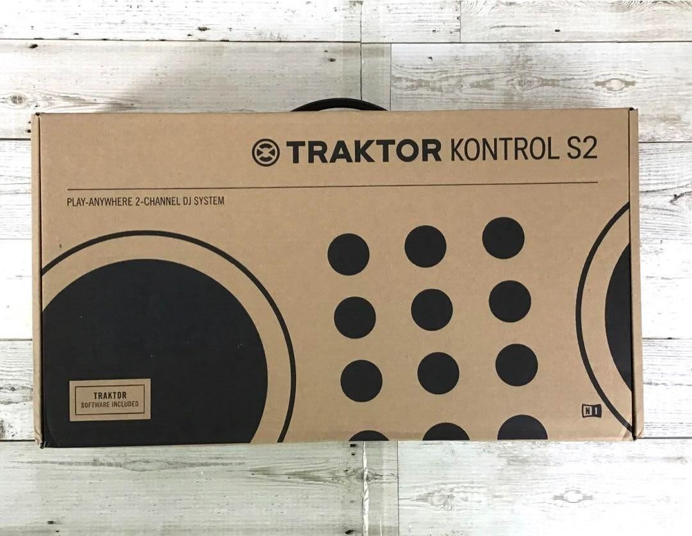 Native Instruments TRAKTOR KONTROL S2 MK3 Digital DJ Controller Black Tabletop