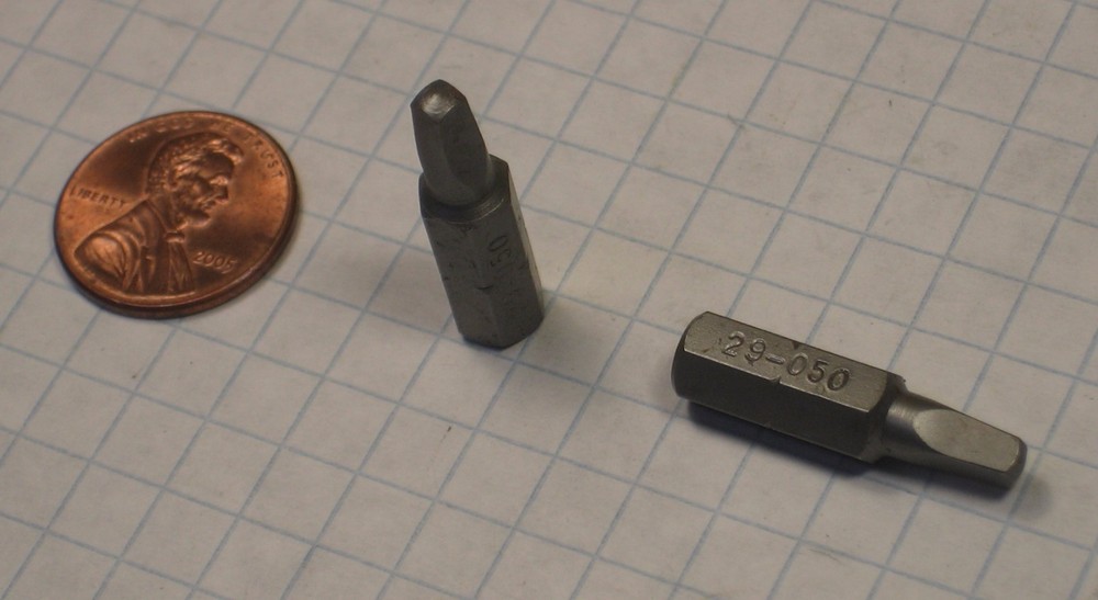 ADVANCE #29-050 1/4" HEX SHANK INSERT SCREWDRIVER BITS, SQUARE DRIVE, #2 TIP