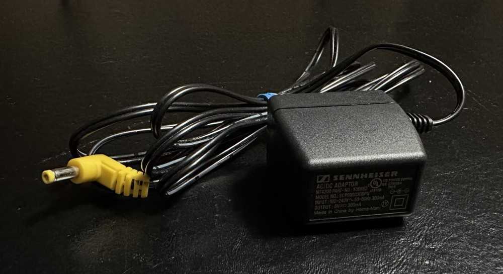 Sennheiser SCP0900300PU 9V Power Adapter