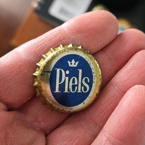 Vintage Piels Beer Cap Pins