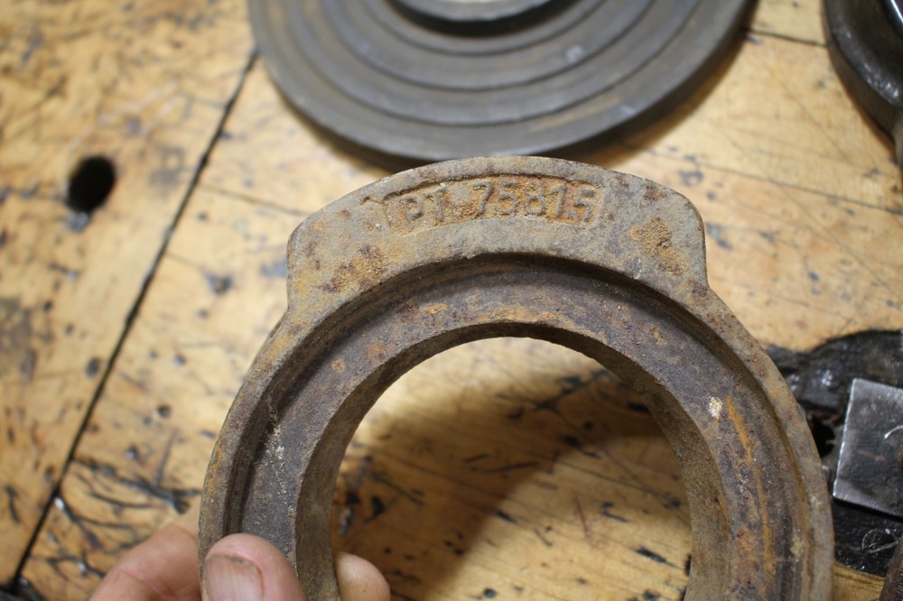 Mueller Tapping Tool B-100 TOOLING