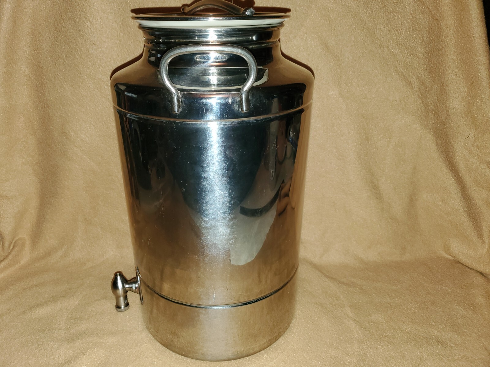 15L Drinks Dispenser - Stainless Steel Liquid Container Storage w/ Spigot /Tap