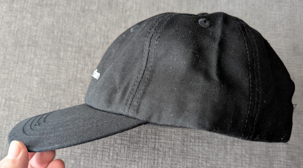 Pixel Superfan Exclusive Google Pin and Hat