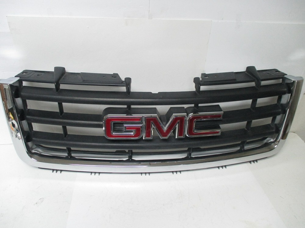 07-13 GMC SIERRA UPPER GRILLE 15201485