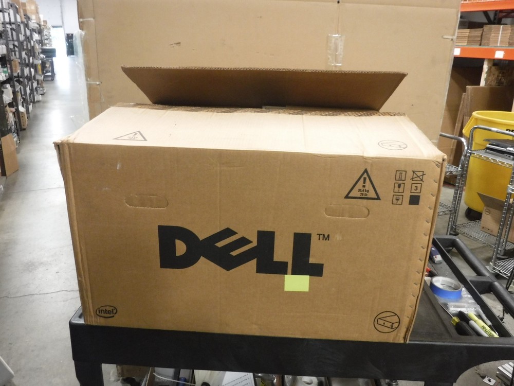 Dell KVM2162 Remote Media Switch w/6 Avocent SwitchView SC4 Modules And Cables