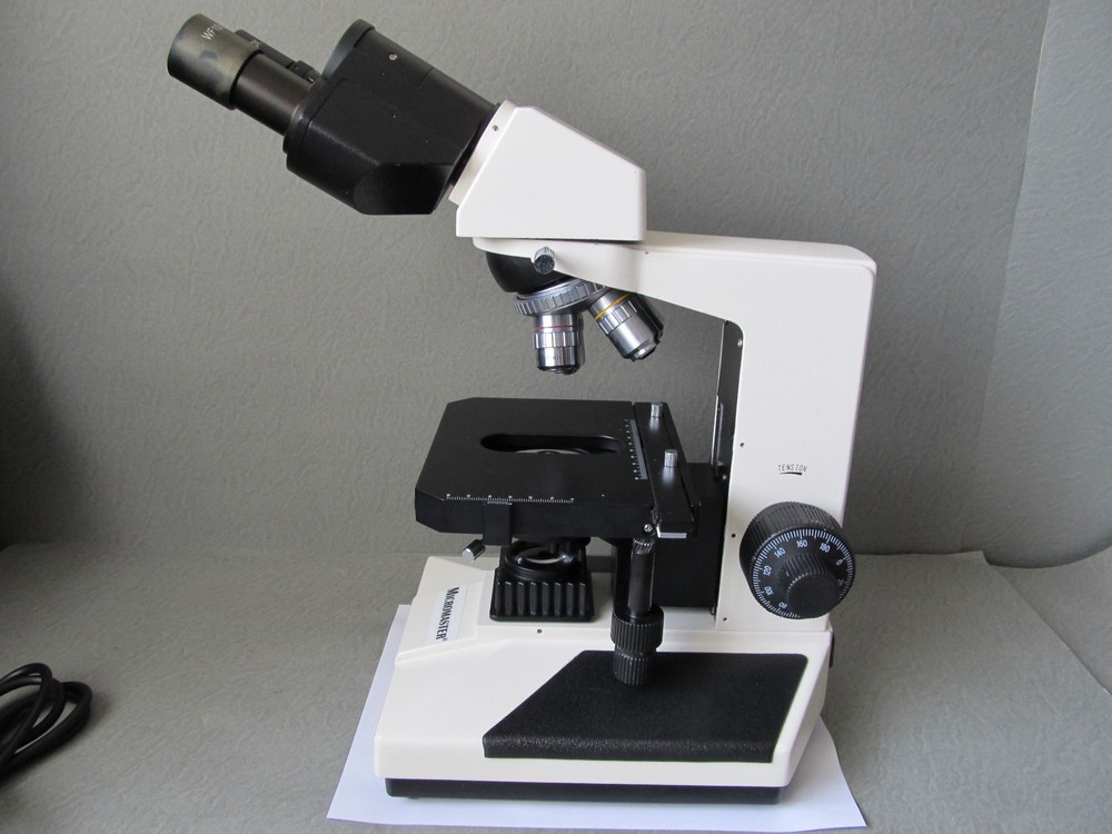 Fisher Micromaster 12-561B Binocular Microscope ***Pls Read
