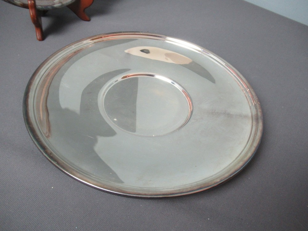 2 Reed & Barton Silver Plated Round Plates w/Insert - #1207 - aa6 sb