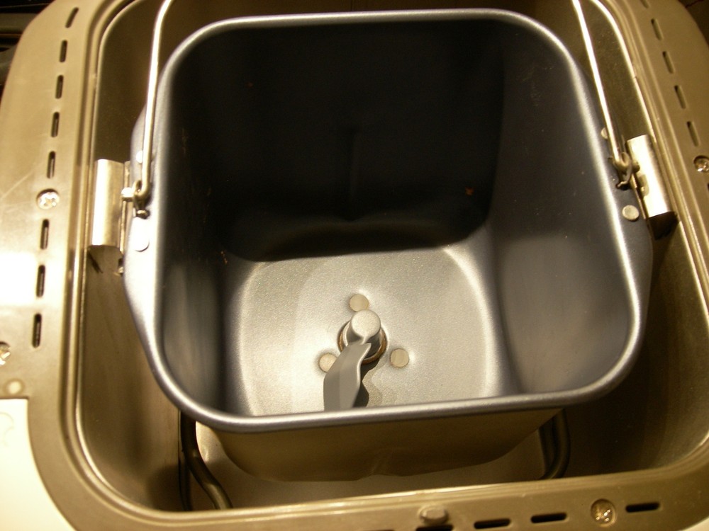 SUNBEAM Bread Maker Machine Makes 1.5lb Loaf Mod # 5890 Complete