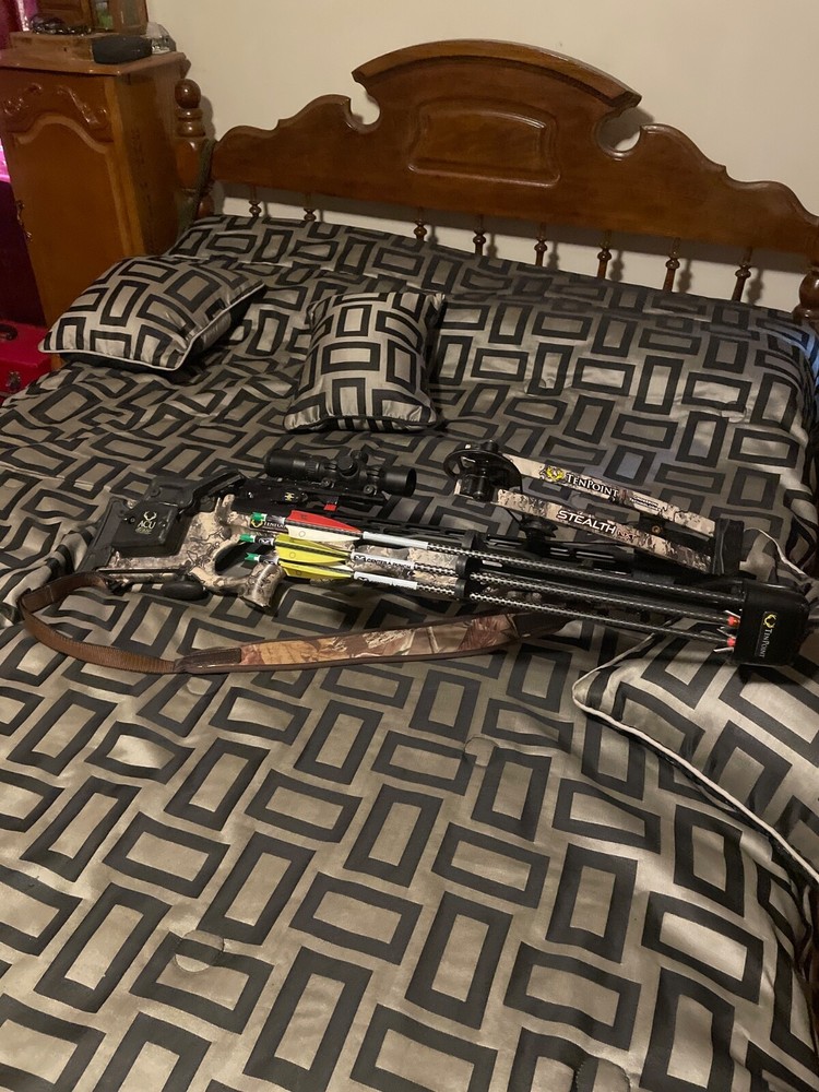 TenPoint Stealth NXT crossbow