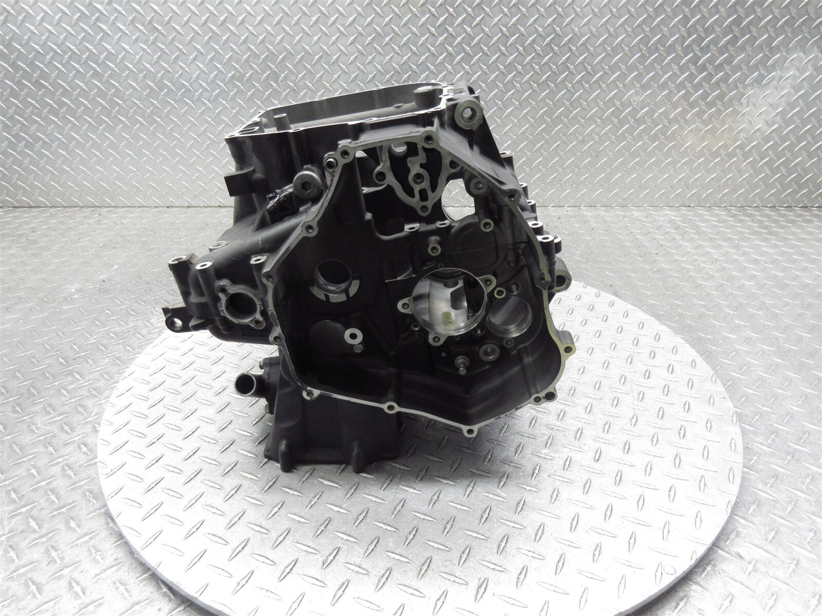 2016 15-17 Yamaha FZ07 FZ7 Crankcase Crank Case Engine Motor Block Piston Lot