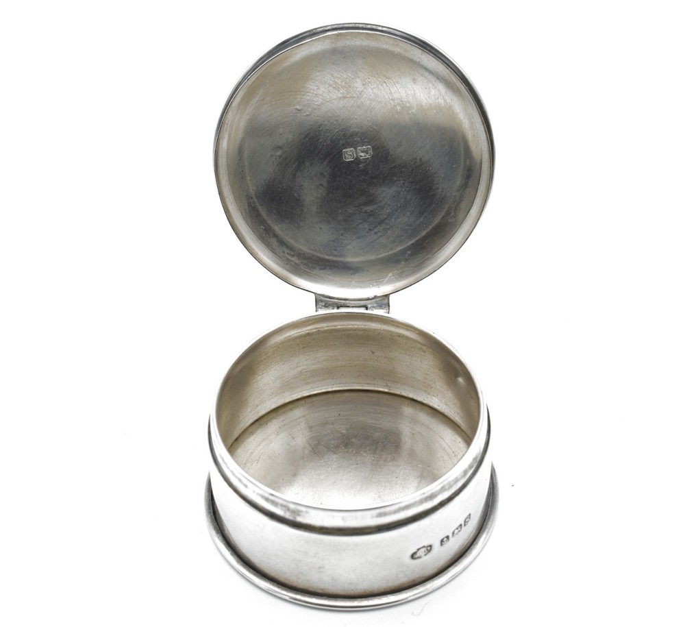Antique Solid Silver Powder Pot Snuff Box William Hutton & Sons 1917