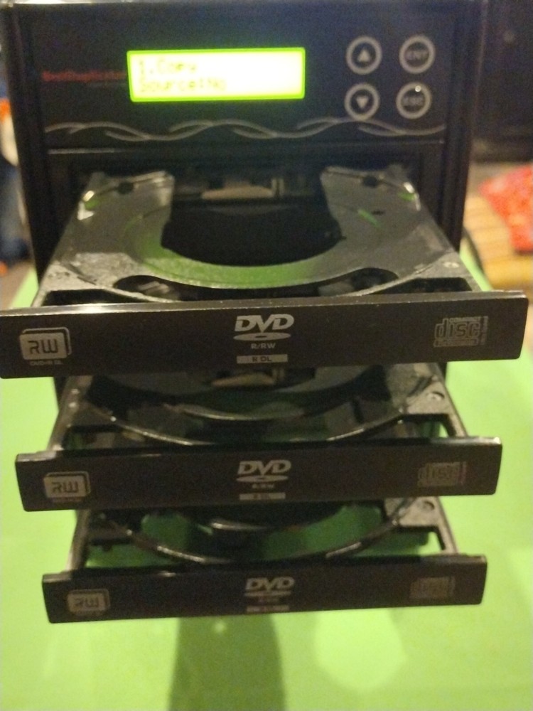 Bestduplicator 2 Target 24x SATA DVD Duplicator