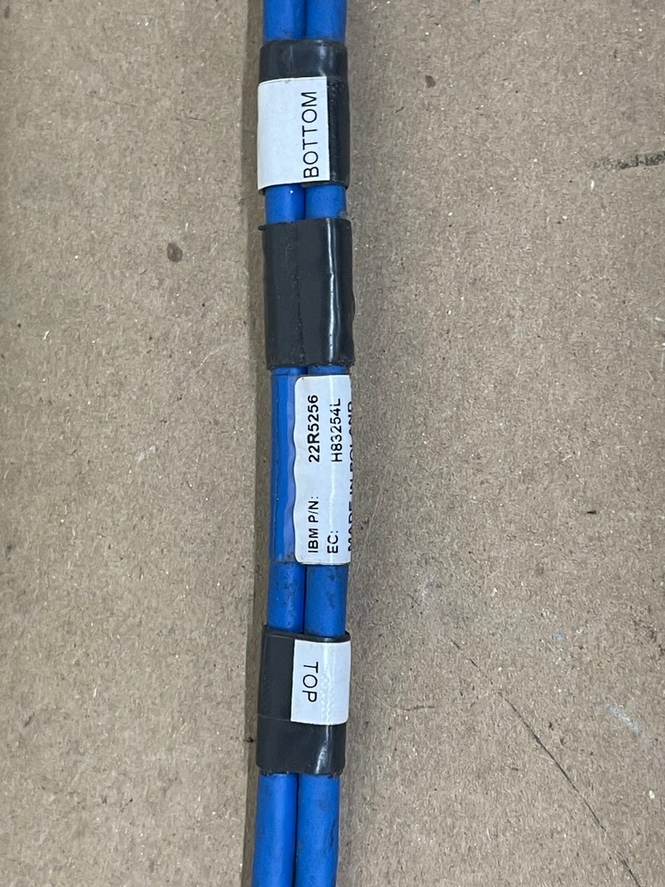 IBM 22R5256 0.6M Cable Set