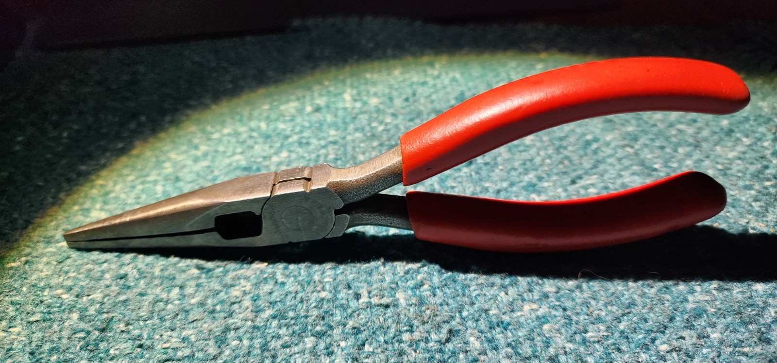 Snap-on USA 196BCP Soft Grip Needle Nose Pliers 7" OAL! Preowned. Grind Mark.
