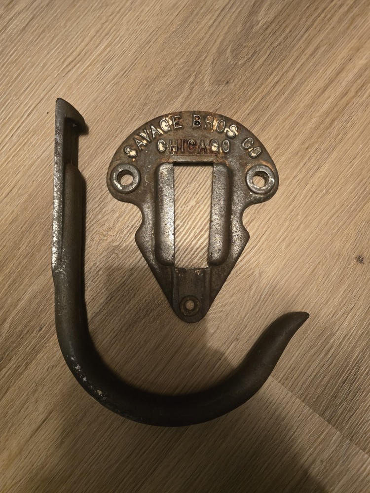 Savage Bros Taffy Pulling Hook