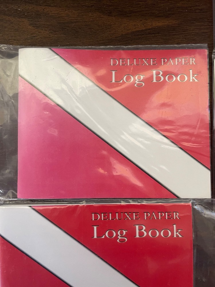 10 Deluxe Paper Divers Log Book