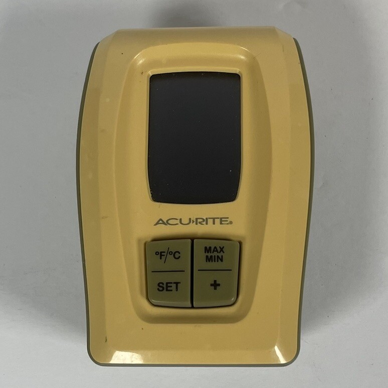 AcuRite Inside Outside Wireless Thermometer Clock LCD 2613 Wireless Sensor Works
