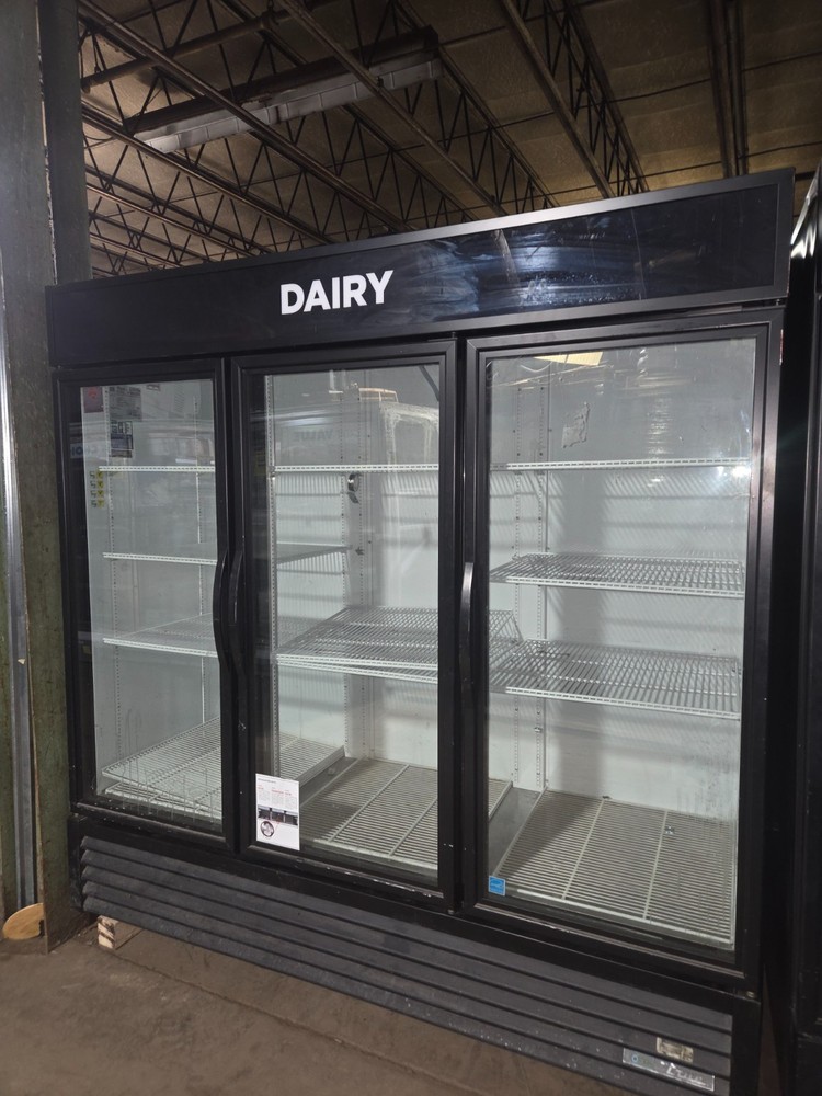 3 Doors commercial cooler