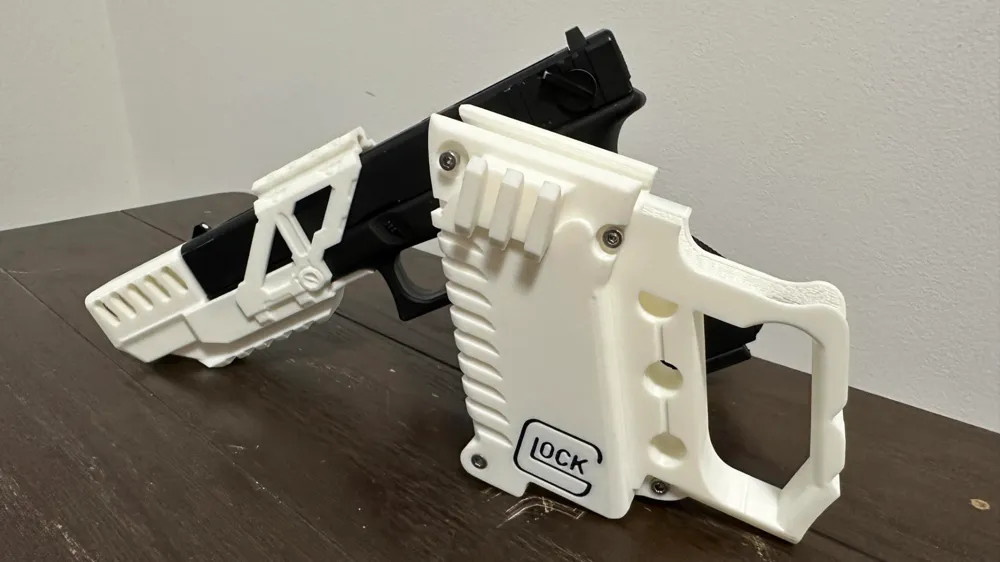 Glock G18 Front grip / Extra magazine addon (airsoft)